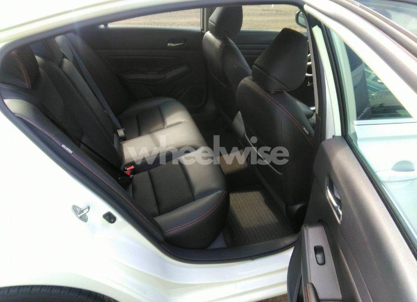 Photo 8 of 2022 Nissan Altima SR FWD (VIN 1N4BL4CVXNN311658)