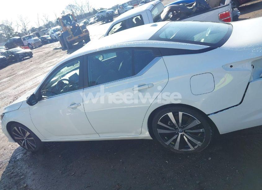 Photo 15 of 2022 Nissan Altima SR FWD (VIN 1N4BL4CVXNN331294)