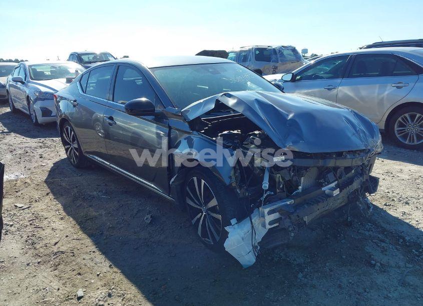 2022 Nissan Altima SR FWD (VIN 1N4BL4CVXNN343056) main photo