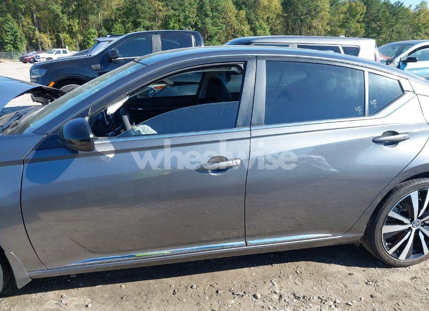 Photo 15 of 2022 Nissan Altima SR FWD (VIN 1N4BL4CVXNN343056)