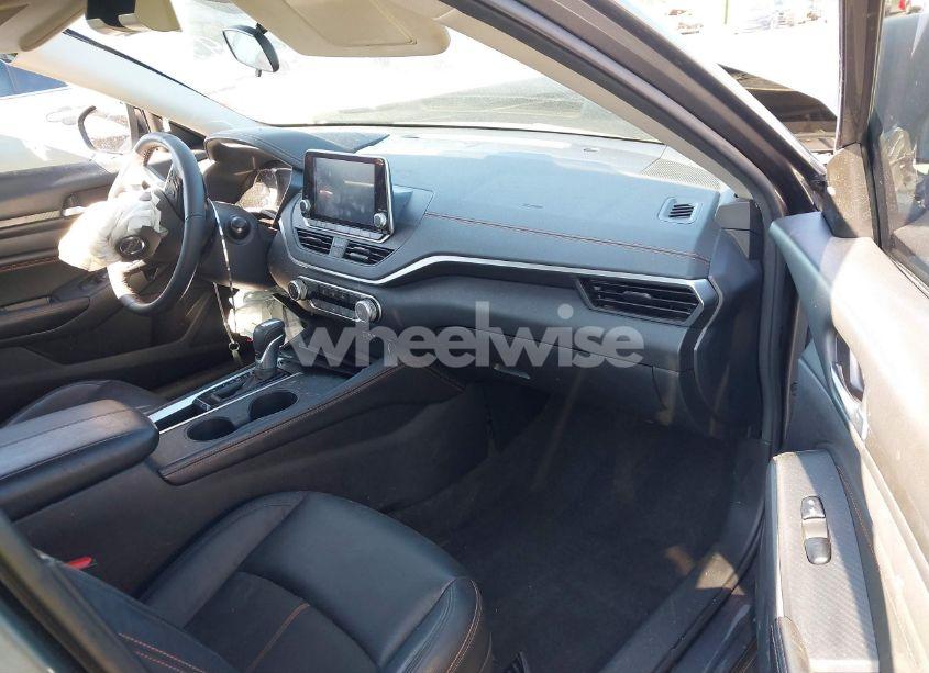 Photo 5 of 2022 Nissan Altima SR FWD (VIN 1N4BL4CVXNN343056)