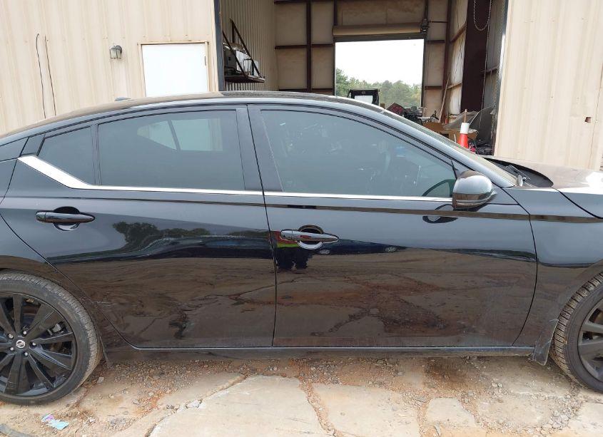 Photo 13 of 2022 Nissan Altima SR FWD (VIN 1N4BL4CVXNN360522)