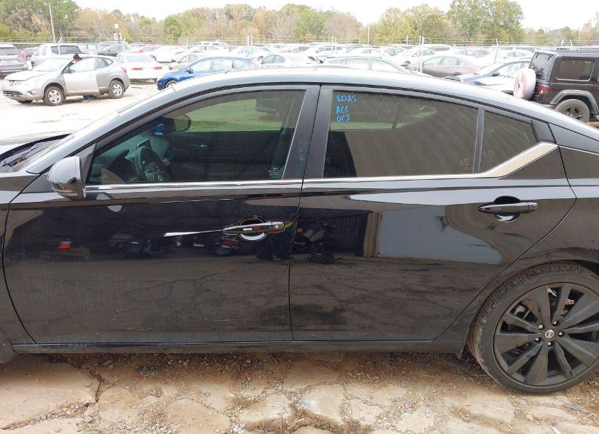 Photo 14 of 2022 Nissan Altima SR FWD (VIN 1N4BL4CVXNN360522)