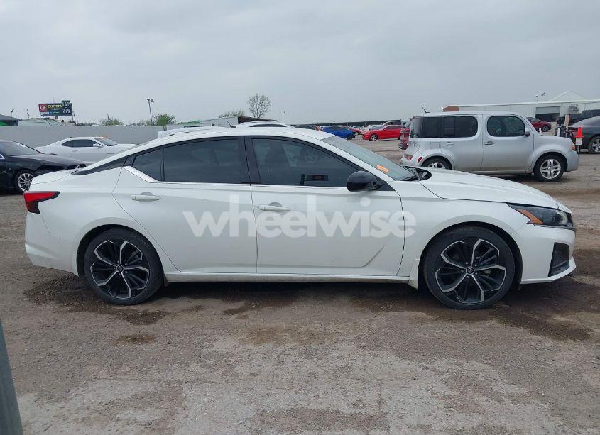 Photo 13 of 2024 Nissan Altima SR FWD (VIN 1N4BL4CVXRN315599)