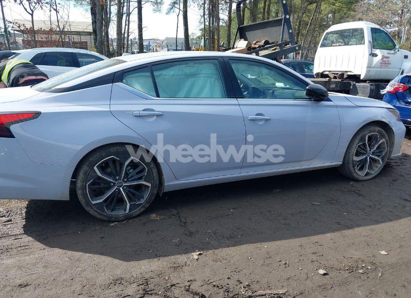 Photo 13 of 2024 Nissan Altima SR FWD (VIN 1N4BL4CVXRN370747)