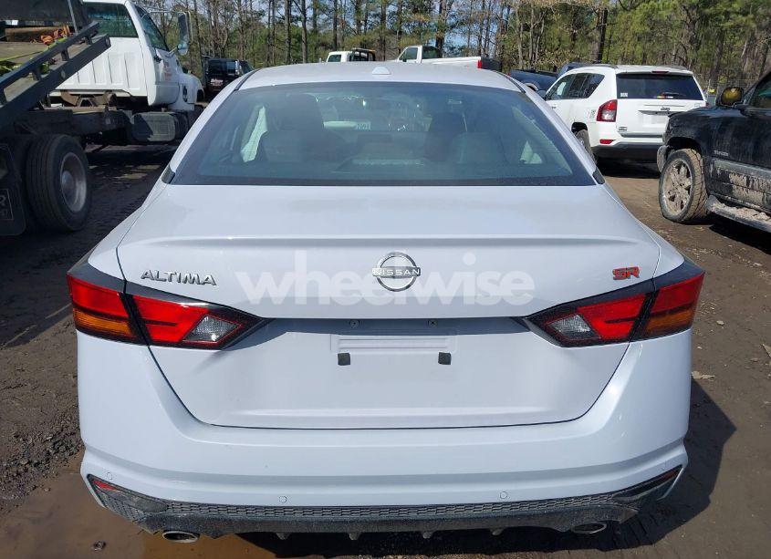 Photo 16 of 2024 Nissan Altima SR FWD (VIN 1N4BL4CVXRN370747)