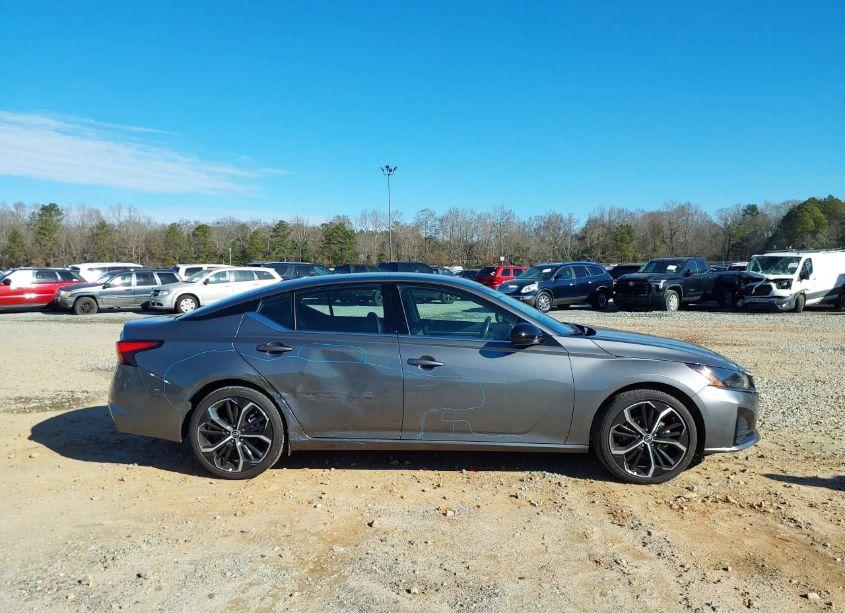 Photo 14 of 2024 Nissan Altima SR FWD (VIN 1N4BL4CVXRN386382)