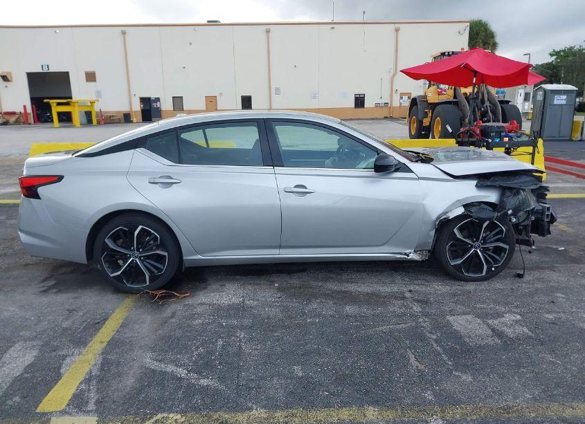 Photo 14 of 2024 Nissan Altima SR FWD (VIN 1N4BL4CVXRN393154)