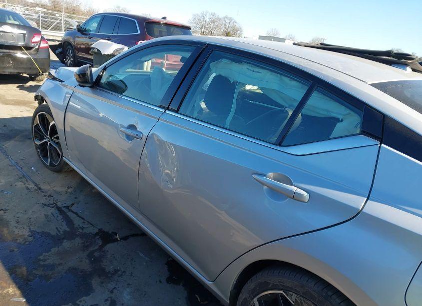 Photo 14 of 2024 Nissan Altima SR FWD (VIN 1N4BL4CVXRN399455)