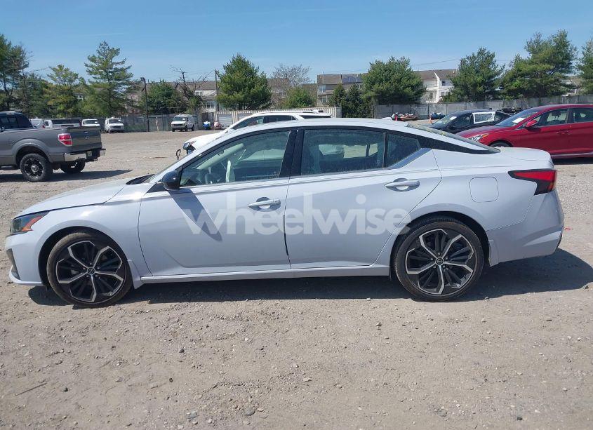 Photo 15 of 2024 Nissan Altima SR FWD (VIN 1N4BL4CVXRN400409)