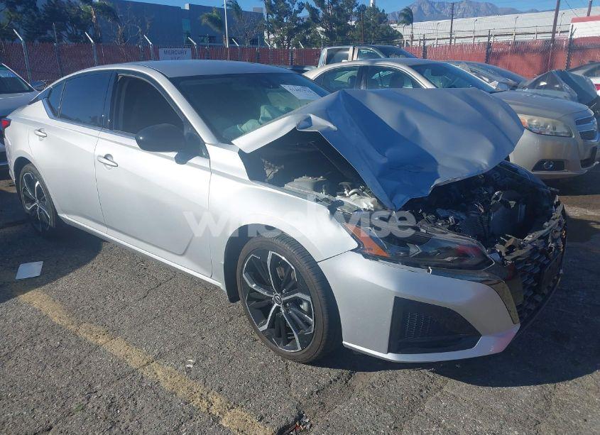 2024 Nissan Altima SR FWD (VIN 1N4BL4CVXRN416397) main photo