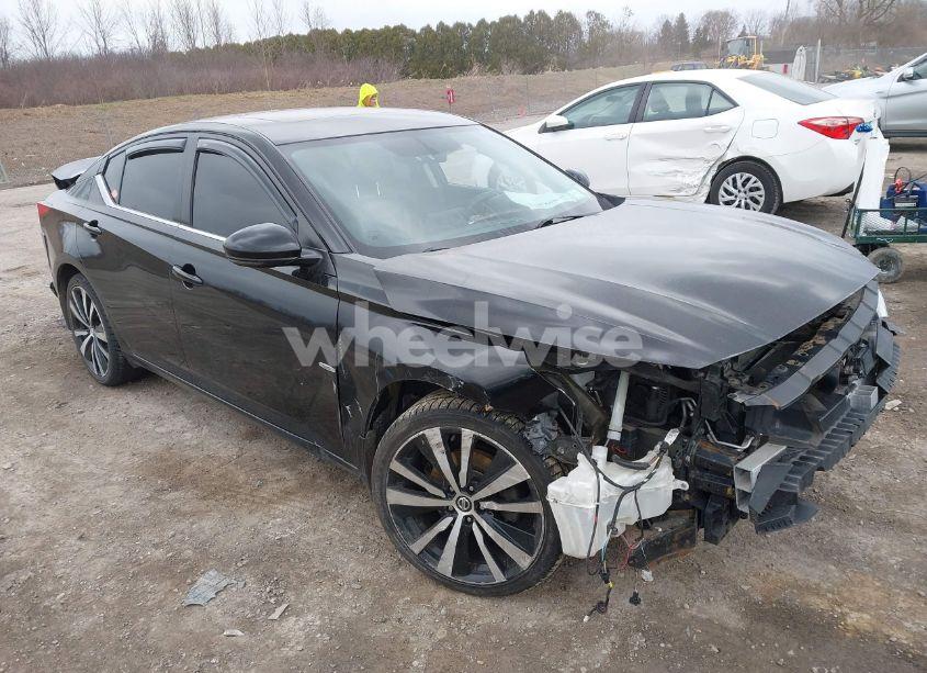 2019 Nissan Altima 2.5 SR (VIN 1N4BL4CW0KN303797) main photo