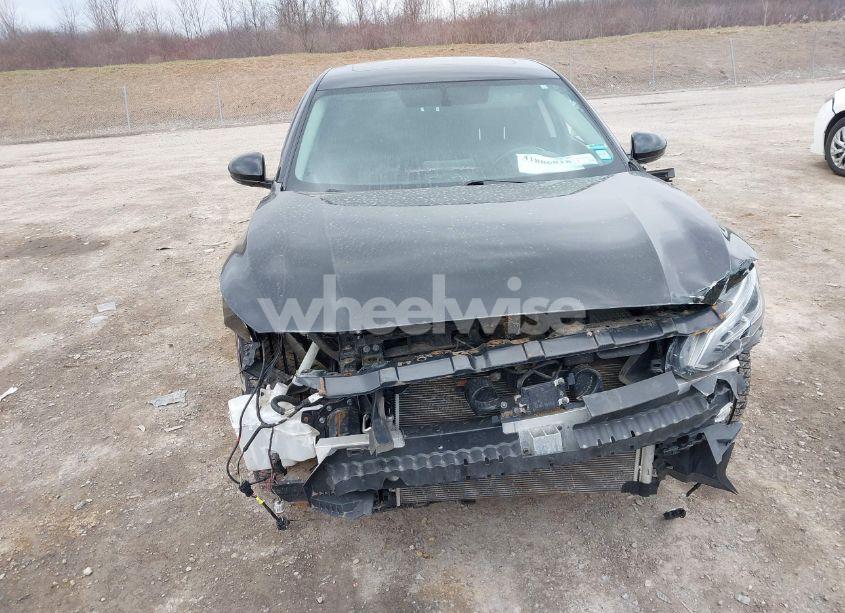 Photo 6 of 2019 Nissan Altima 2.5 SR (VIN 1N4BL4CW0KN303797)