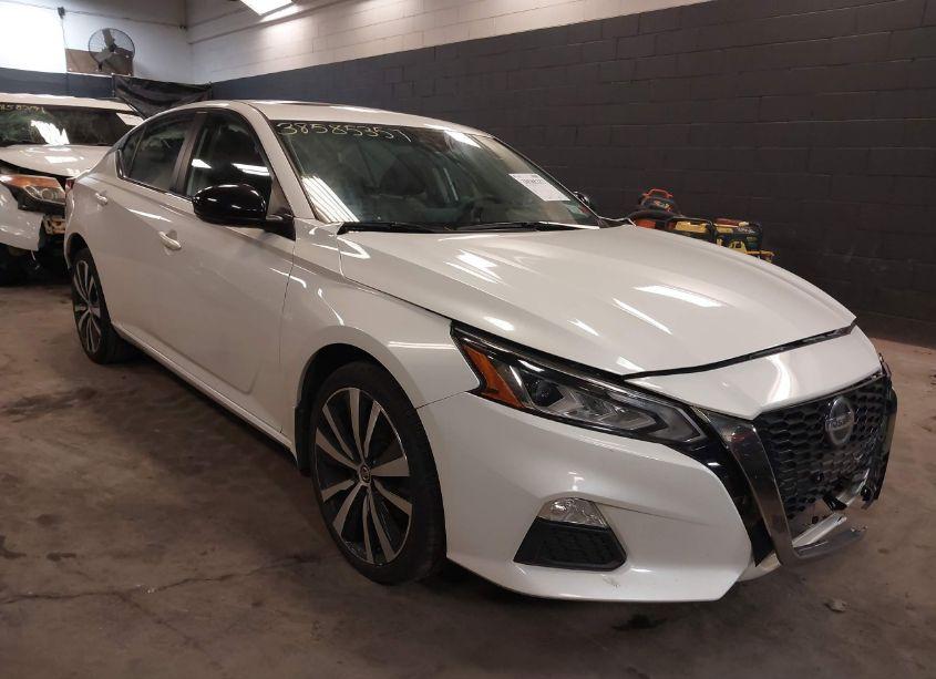 2020 Nissan Altima SR INTELLIGENT AWD (VIN 1N4BL4CW0LC131638) main photo