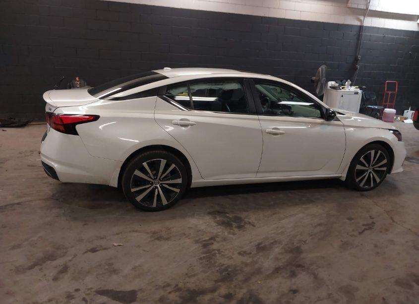 Photo 13 of 2020 Nissan Altima SR INTELLIGENT AWD (VIN 1N4BL4CW0LC131638)