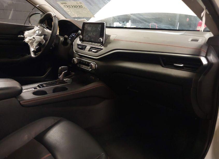 Photo 5 of 2020 Nissan Altima SR INTELLIGENT AWD (VIN 1N4BL4CW0LC131638)