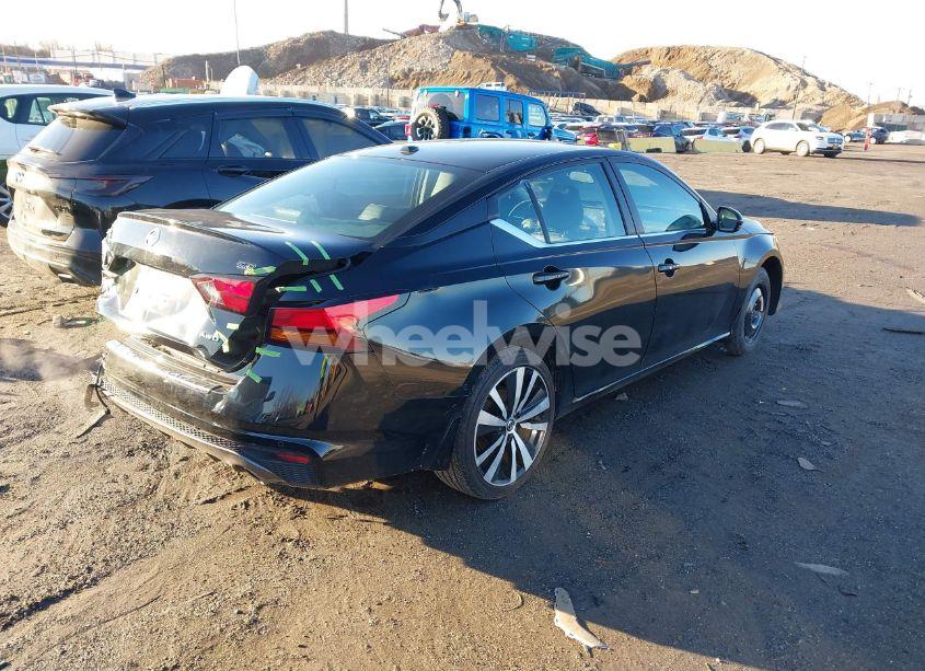 Photo 4 of 2021 Nissan Altima SR INTELLIGENT AWD (VIN 1N4BL4CW0MN312079)