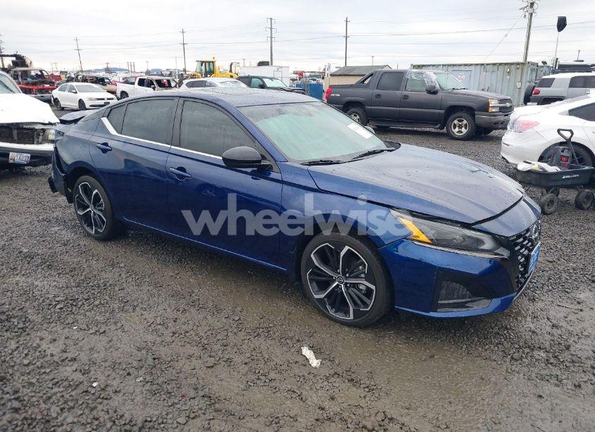 2023 Nissan Altima SR INTELLIGENT AWD (VIN 1N4BL4CW0PN300941) main photo