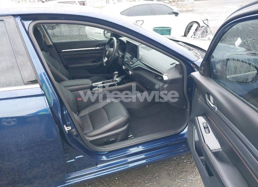 Photo 5 of 2023 Nissan Altima SR INTELLIGENT AWD (VIN 1N4BL4CW0PN300941)