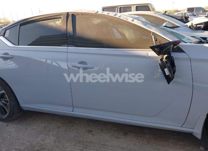 Photo 14 of 2024 Nissan Altima SR INTELLIGENT AWD (VIN 1N4BL4CW0RN338110)