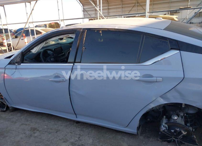 Photo 15 of 2024 Nissan Altima SR INTELLIGENT AWD (VIN 1N4BL4CW0RN338110)