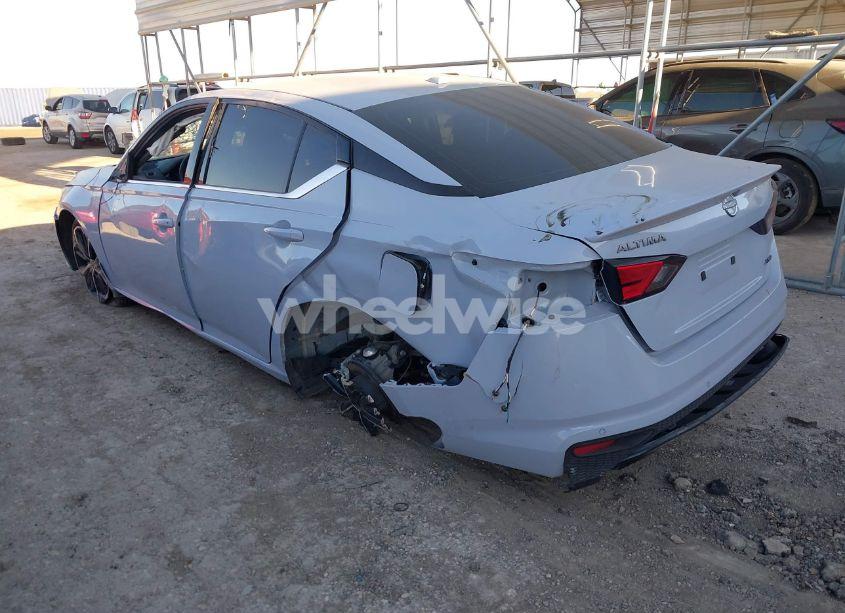 Photo 3 of 2024 Nissan Altima SR INTELLIGENT AWD (VIN 1N4BL4CW0RN338110)