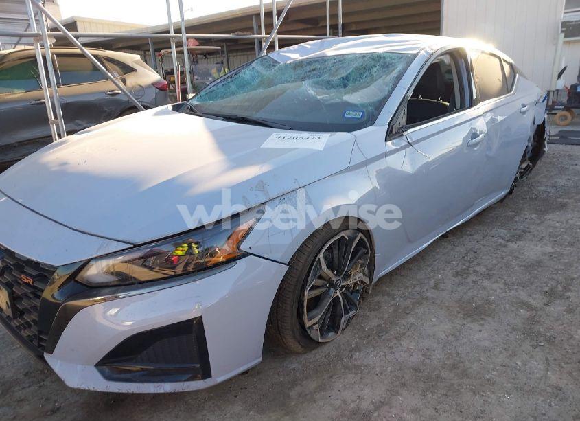 Photo 6 of 2024 Nissan Altima SR INTELLIGENT AWD (VIN 1N4BL4CW0RN338110)