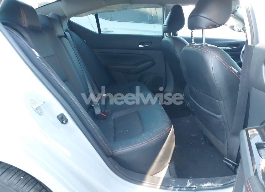 Photo 8 of 2024 Nissan Altima SR INTELLIGENT AWD (VIN 1N4BL4CW0RN338110)