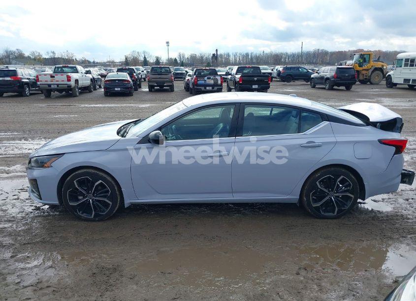 Photo 14 of 2024 Nissan Altima SR INTELLIGENT AWD (VIN 1N4BL4CW0RN362889)