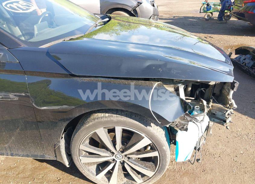 Photo 18 of 2019 Nissan Altima 2.5 SR (VIN 1N4BL4CW1KN311083)