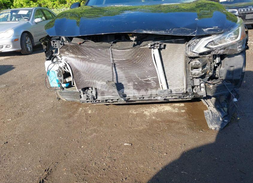 Photo 6 of 2019 Nissan Altima 2.5 SR (VIN 1N4BL4CW1KN311083)