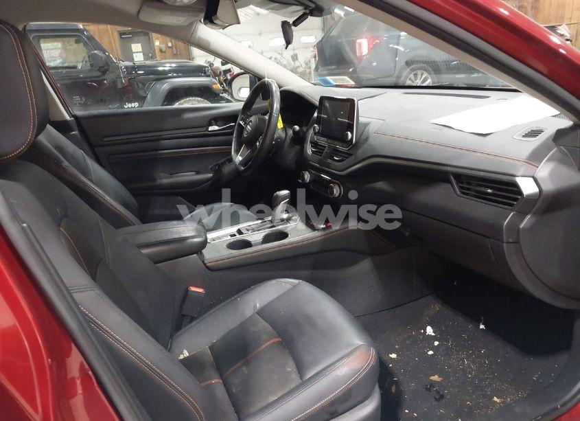 Photo 5 of 2020 Nissan Altima SR INTELLIGENT AWD (VIN 1N4BL4CW1LC147525)