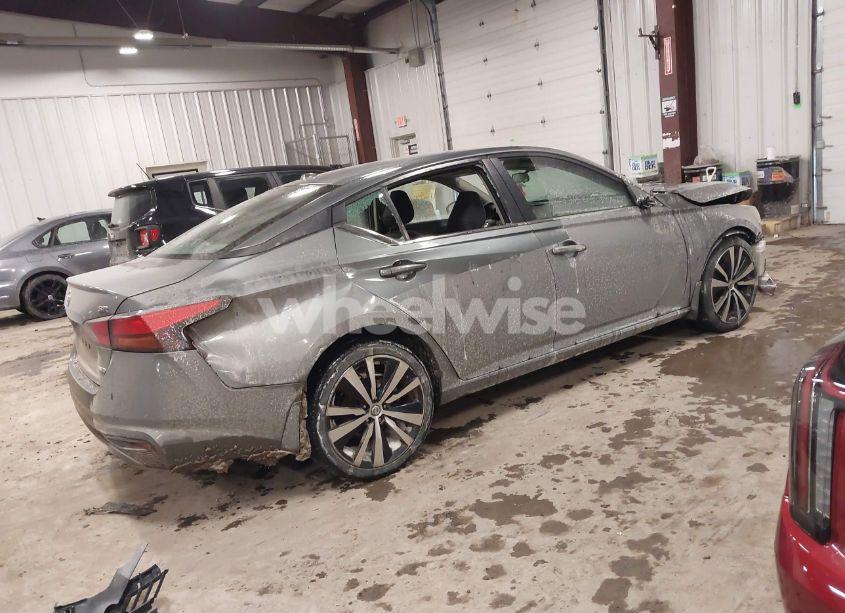 Photo 4 of 2020 Nissan Altima SR INTELLIGENT AWD (VIN 1N4BL4CW1LC172408)