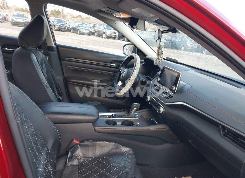 Photo 5 of 2020 Nissan Altima SR INTELLIGENT AWD (VIN 1N4BL4CW1LC233756)