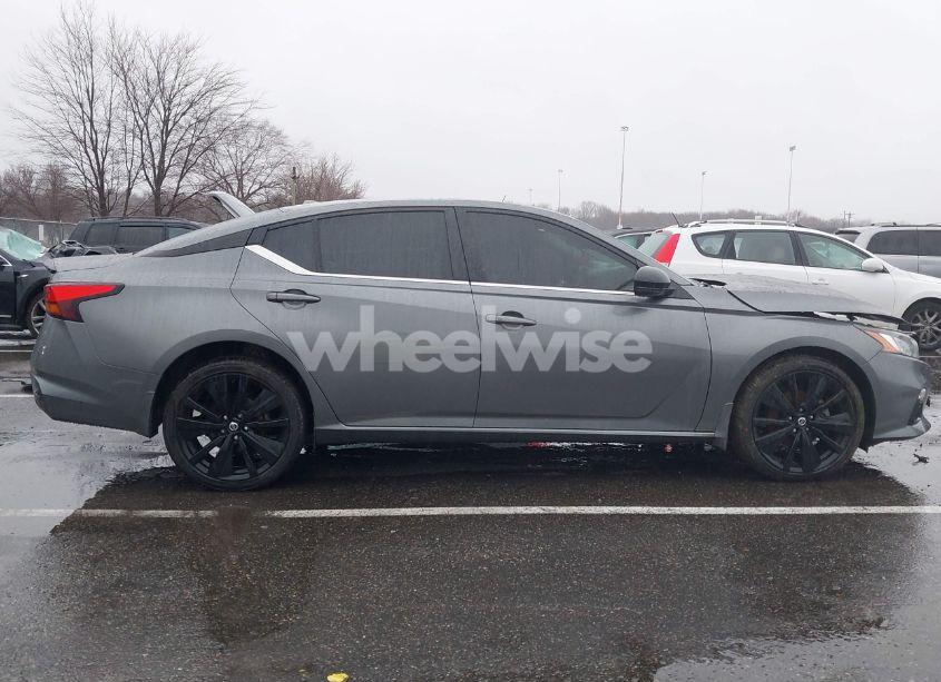 Photo 13 of 2022 Nissan Altima SR INTELLIGENT AWD (VIN 1N4BL4CW1NN314778)