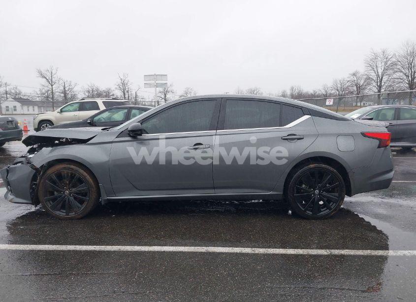 Photo 14 of 2022 Nissan Altima SR INTELLIGENT AWD (VIN 1N4BL4CW1NN314778)