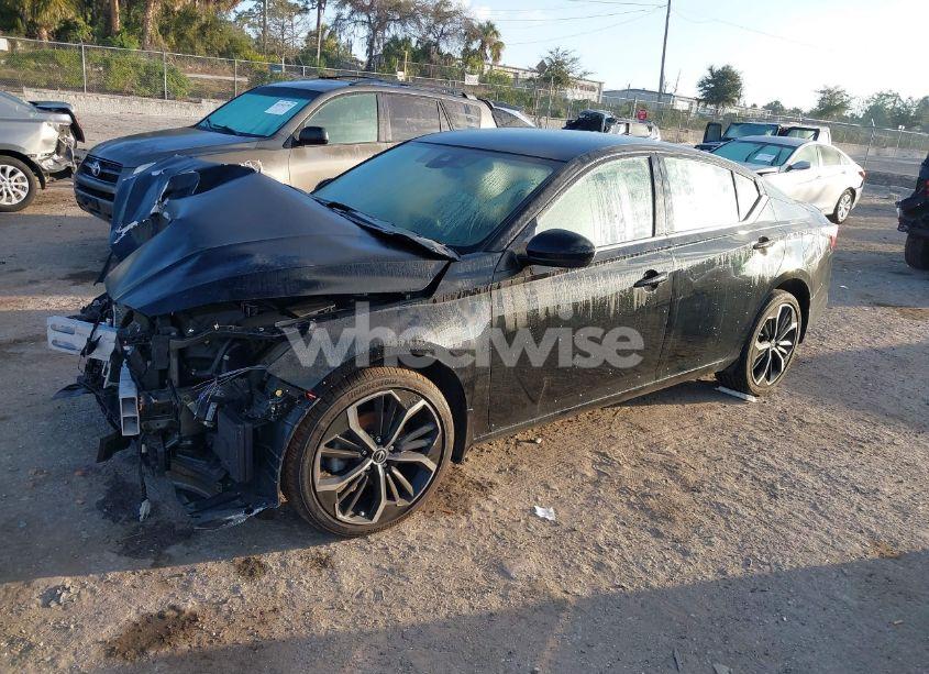 Photo 2 of 2023 Nissan Altima SR INTELLIGENT AWD (VIN 1N4BL4CW1PN326822)