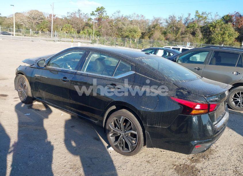 Photo 3 of 2023 Nissan Altima SR INTELLIGENT AWD (VIN 1N4BL4CW1PN326822)
