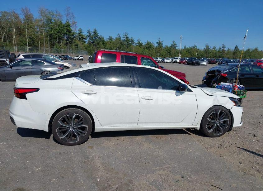 Photo 13 of 2023 Nissan Altima SR INTELLIGENT AWD (VIN 1N4BL4CW1PN359254)