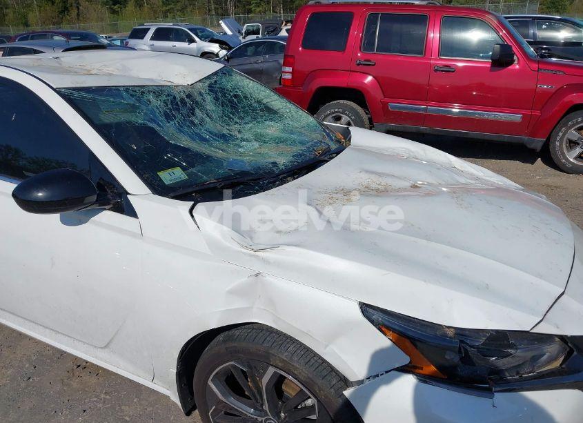 Photo 17 of 2023 Nissan Altima SR INTELLIGENT AWD (VIN 1N4BL4CW1PN359254)