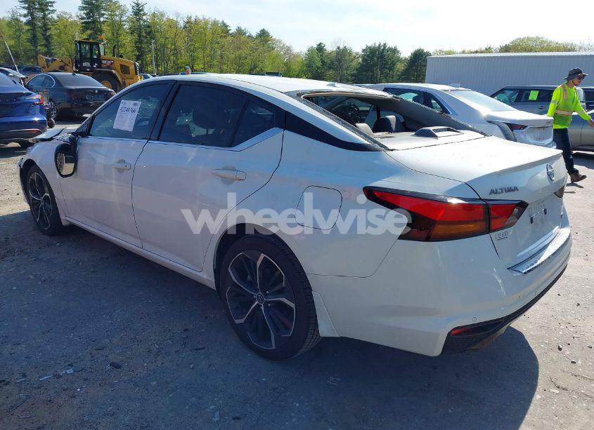 Photo 3 of 2023 Nissan Altima SR INTELLIGENT AWD (VIN 1N4BL4CW1PN359254)