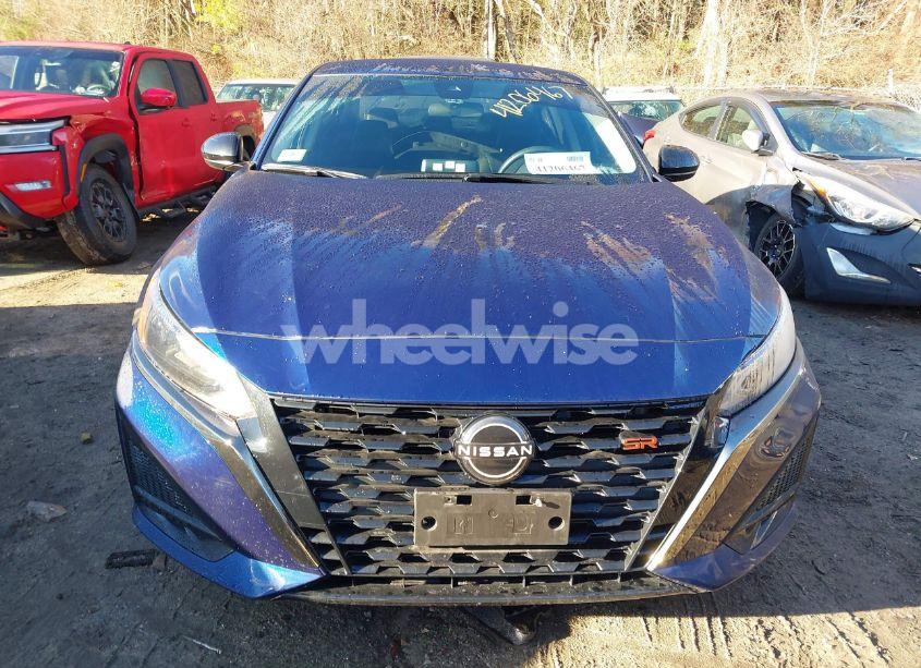 Photo 13 of 2023 Nissan Altima SR INTELLIGENT AWD (VIN 1N4BL4CW1PN425267)