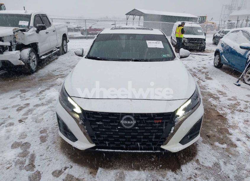 Photo 12 of 2024 Nissan Altima SR INTELLIGENT AWD (VIN 1N4BL4CW1RN320859)