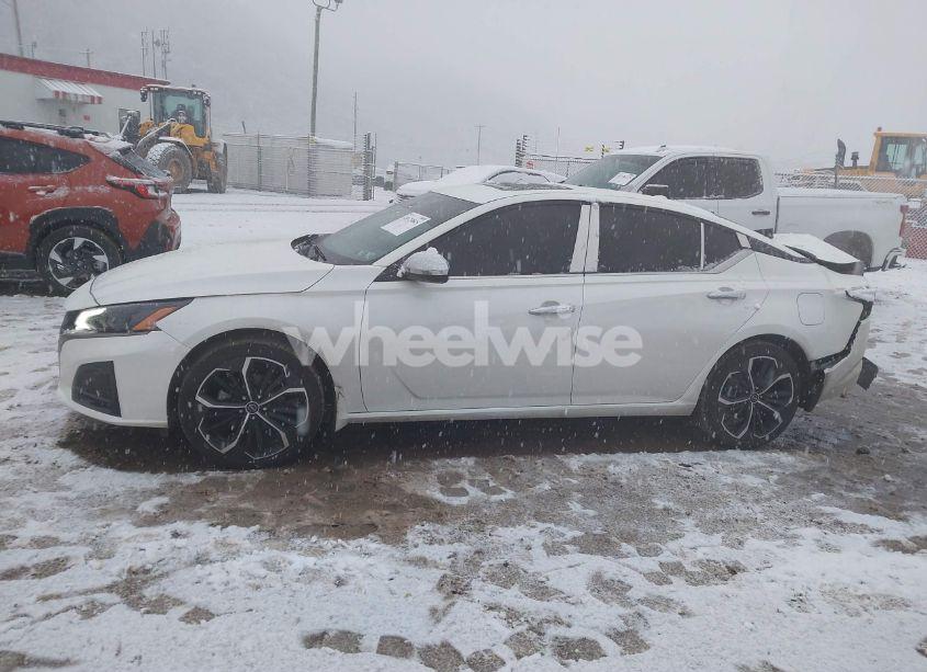 Photo 14 of 2024 Nissan Altima SR INTELLIGENT AWD (VIN 1N4BL4CW1RN320859)