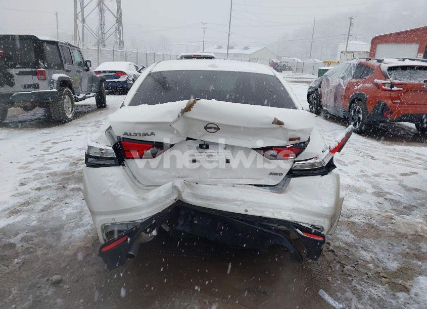Photo 16 of 2024 Nissan Altima SR INTELLIGENT AWD (VIN 1N4BL4CW1RN320859)