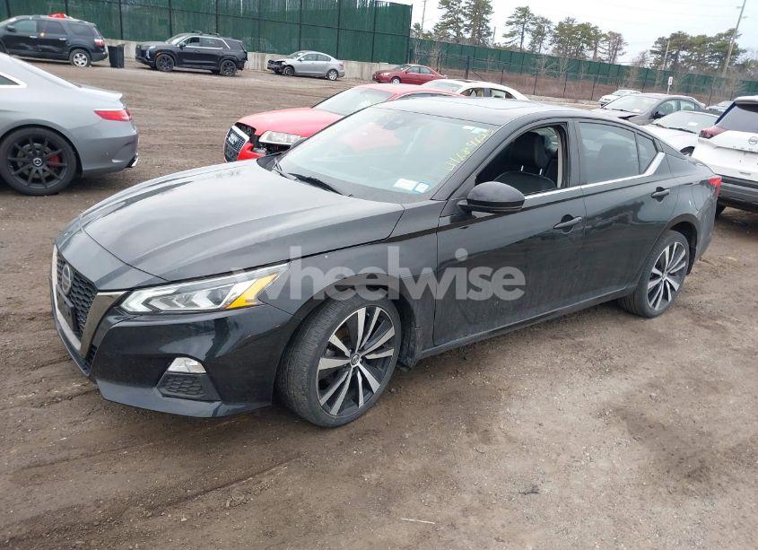 Photo 2 of 2021 Nissan Altima SR INTELLIGENT AWD (VIN 1N4BL4CW2MN396308)