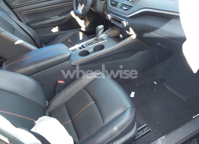 Photo 5 of 2022 Nissan Altima SR INTELLIGENT AWD (VIN 1N4BL4CW2NN399064)