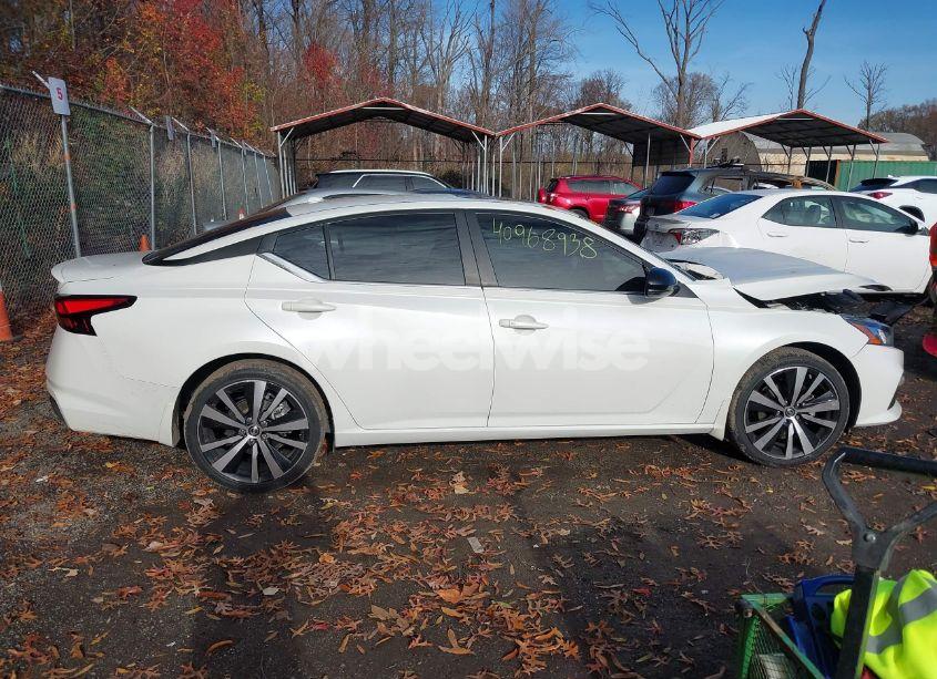 Photo 13 of 2019 Nissan Altima 2.5 SR (VIN 1N4BL4CW3KN304720)