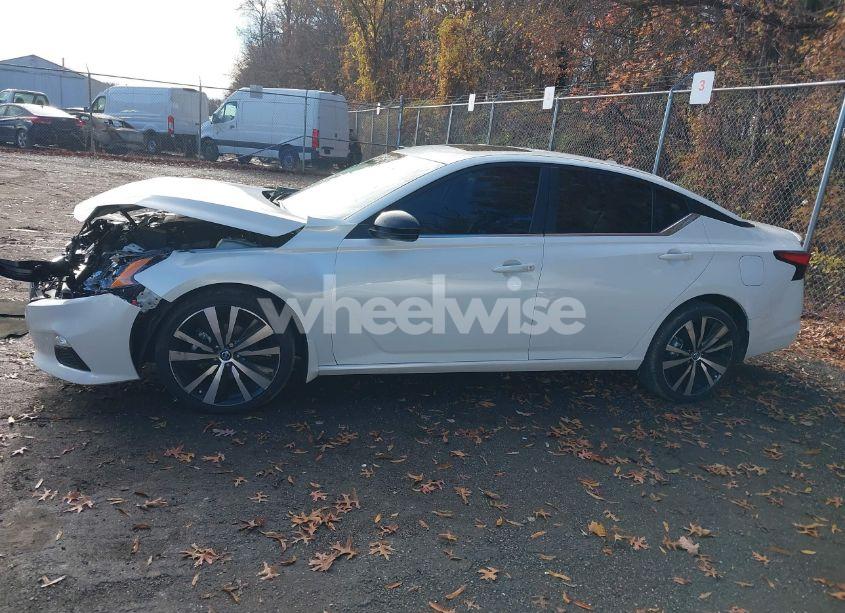 Photo 14 of 2019 Nissan Altima 2.5 SR (VIN 1N4BL4CW3KN304720)