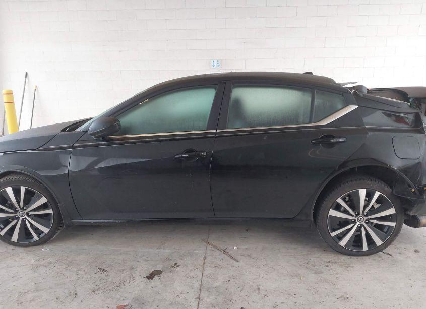 Photo 14 of 2021 Nissan Altima SR INTELLIGENT AWD (VIN 1N4BL4CW3MN337834)